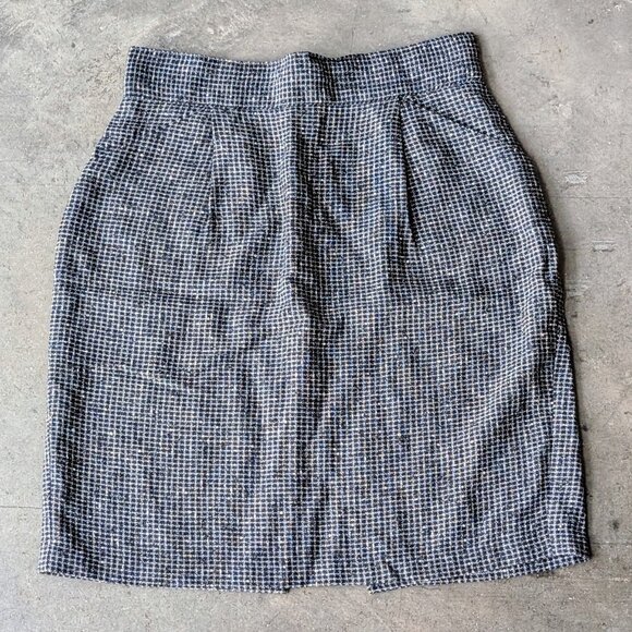 Vintage Tomboy Black and White Houndstooth Plaid Mini Skirt - Picture 2 of 8
